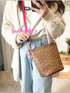 NWT❤️Coach Logan Duffle Bag Crossbody In Signature Canvas CCL33 Red Gift Summer